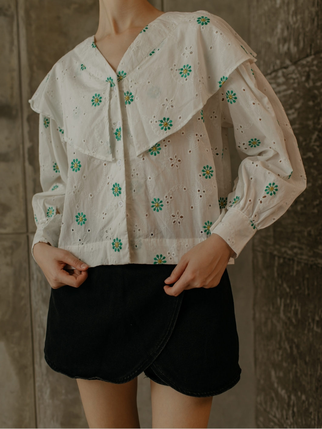 Isla Embroidery Top - Image 5